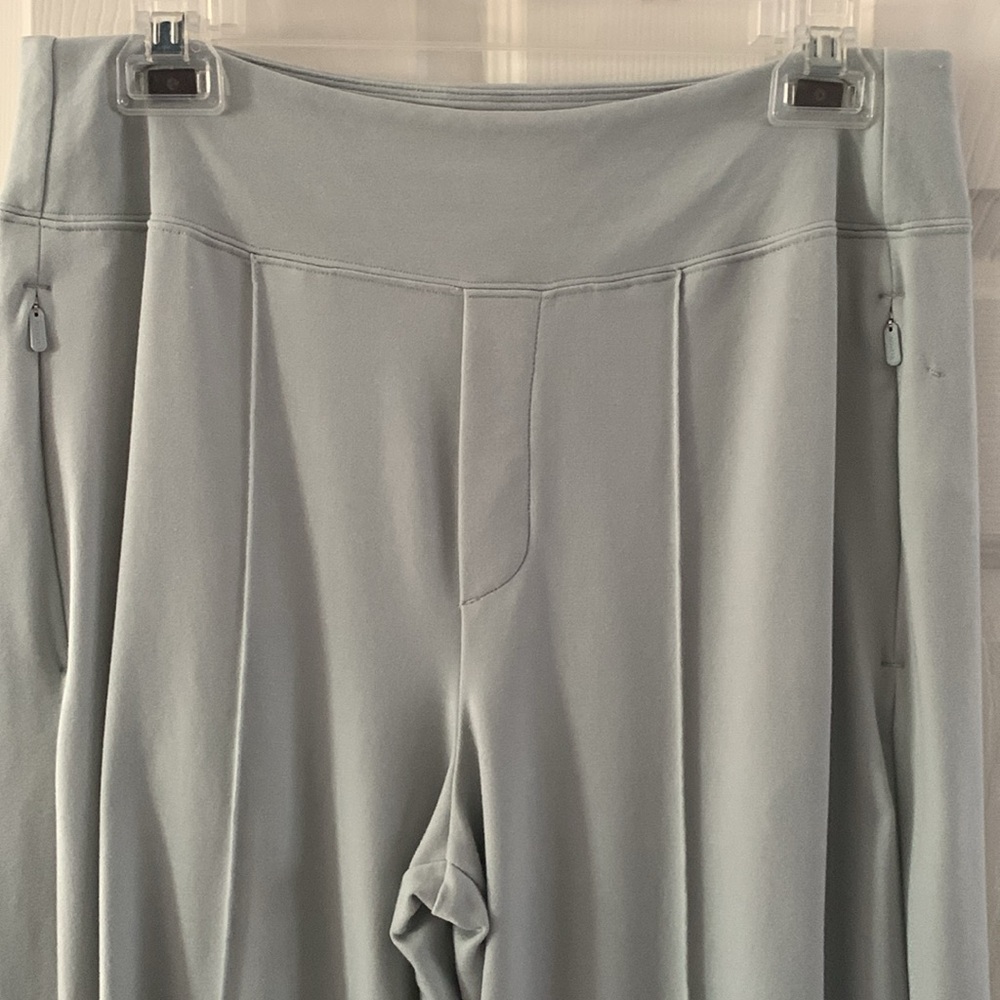 Athleta Mint Green Wide-Leg Pants with Elastic Waistband - Picture 2 of 4